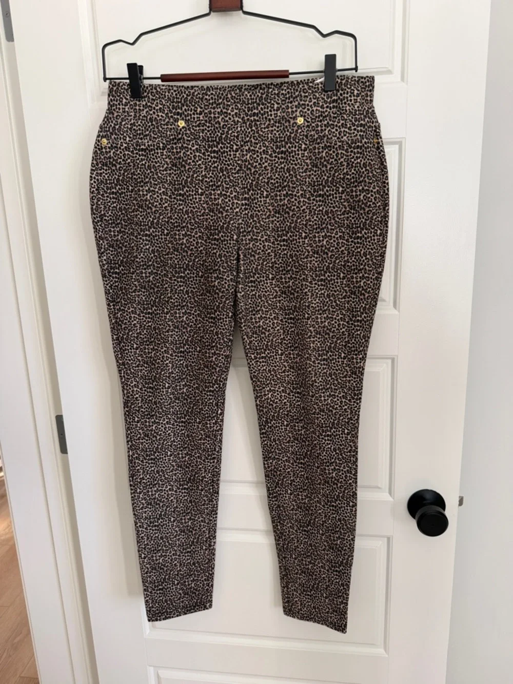 MICHAEL Michael Kors Leopard Print Skinny Pants - Brown with Gold Accents - Picture 1 of 4